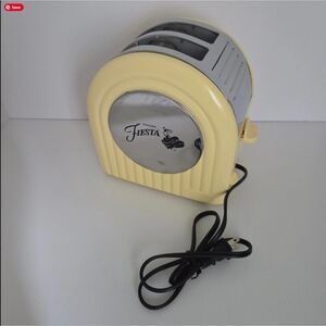 Vintage Fiesta Butter Yellow 2-Slice Retro Toaster- Tested & Works